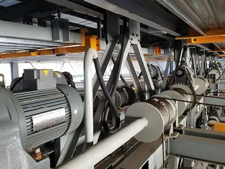 What motor is used for the hollow rotating platform and what is the price of the hollow rotating platform?